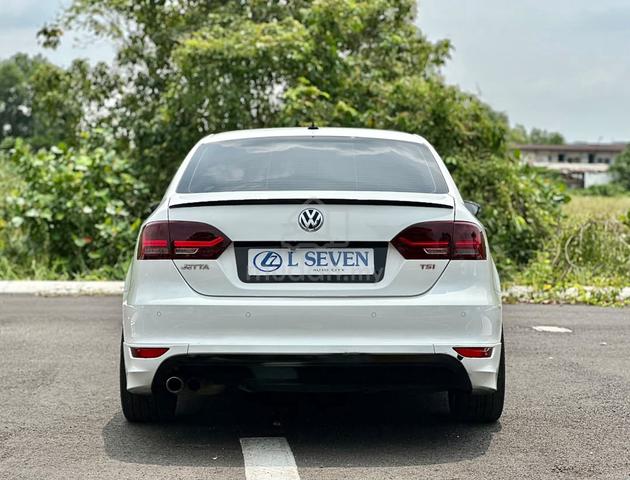 2015 Volkswagen JETTA 1.4 TSI (CKD) (A) - 5