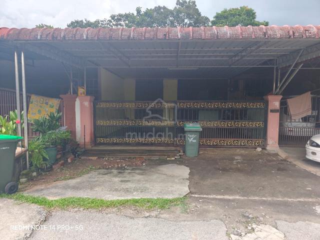 Rumah Teres Setingkat (Tengah) 1