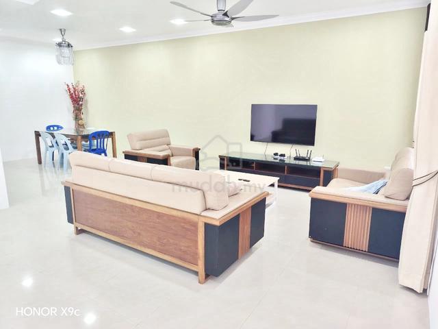 4 Miles Kuching ❣️ Double Storey Intermediate House 1