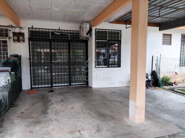 Rumah teres Taman Politeknik PD untuk dijual 1