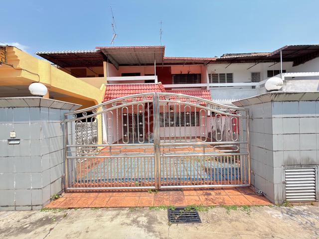 Double Storey Terrace/Taman Berlian Biru 1