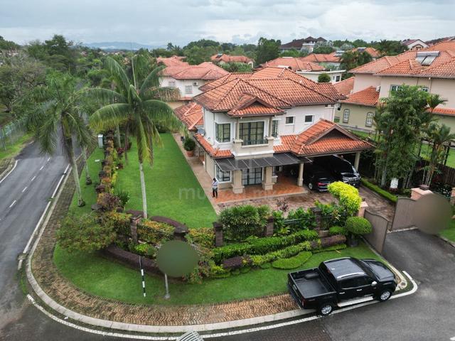 Corner Lot 2 Storey Bungalow Jalan Bidai Bukit Jelutong Shah Alam 1