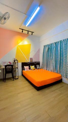 Medium  Room at Kemuning Aman Seksyen32 Shahalam Zero Deposit 1