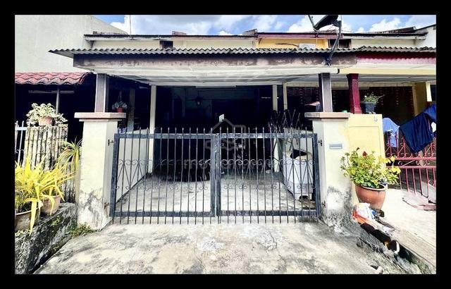 BOOKING 1K🔥 RENO EXTENDED 2 Storey Taman West Country Kajang 1