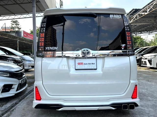Toyota VOXY 2.0 ZS GS Modellista Kerameki Alpine - 5