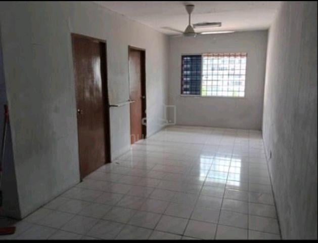 Apartment Lestari (Damansara Damai) 1