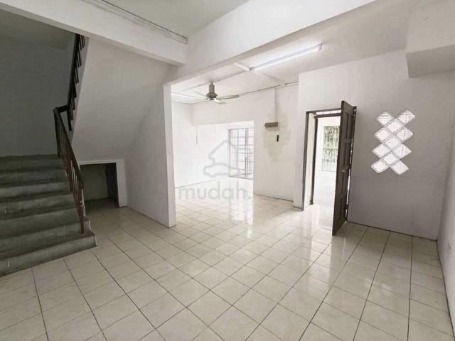 22x70 Cheapest 2 Storey Lep Lestari Putra Permai Equine Seri Kembangan 1