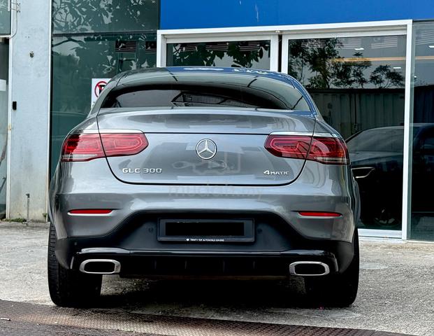 2020 Mercedes Benz GLC 300 2.0 AMG 4MATIC COUPE - 4