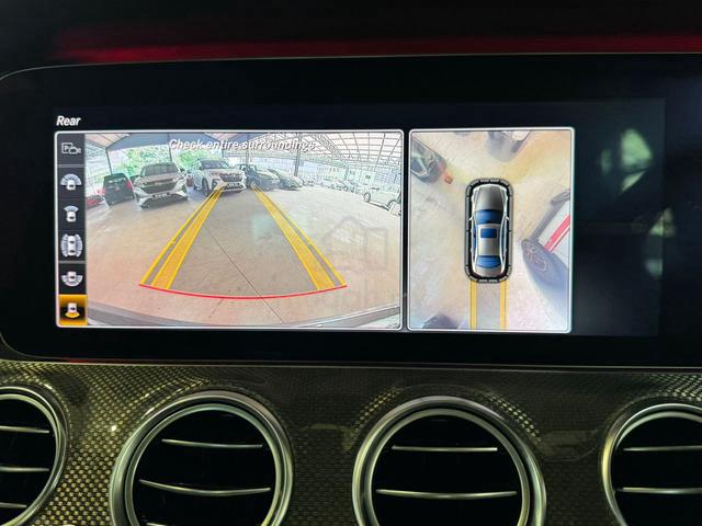 Mercedes Benz E300 2.0 AMG LINE W213 FULL SERVICE - 4