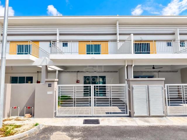 2 Storey Terrace House - Taman Bakti YNS, Labu, Negeri Sembilan 1