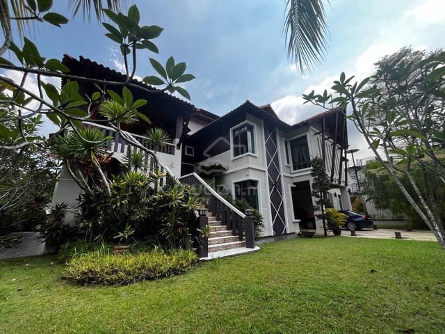 3 Storey Bungalow Monterez Golf & Country Club Seksyen U9 Shah Alam 1