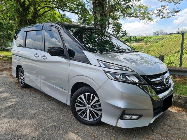 Nissan Serena 2.0 S-HEV HWS LeatherSeat 360Camera - 2