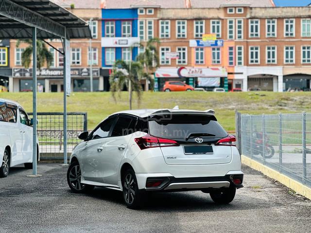 2022 Toyota YARIS 1.5 E MY19 FACELIFT (A) - 2