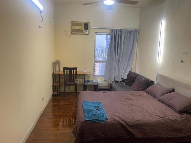 Master Room (Male non smoker only). Opposite LRT Setiawangsa station 1
