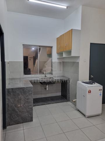 FOR RENT 2sty CORNER LOT Sari Alamanda RAWANG+CORNER+FURNISH+BESAR+ 3