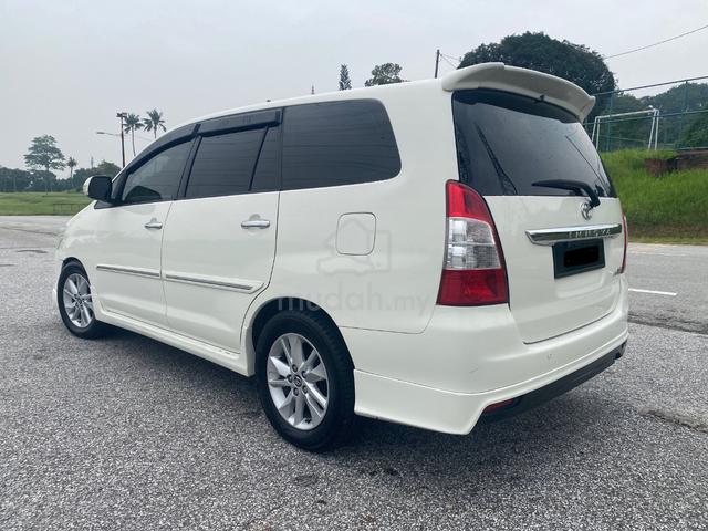 2011 Toyota Innova 2.0 G AT Facelift - 2