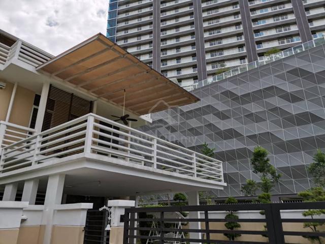 Landed House in Tanjung Tokong, Penang Island - E&O AVARA 1