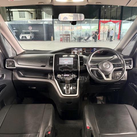 2019 Nissan SERENA 2.0 PREMIUM HIGHWAY STAR (A) - 3