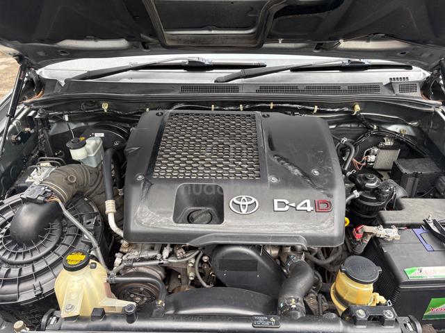 2015 Toyota HILUX 2.5 G TRD SPORTIVO MY14 KUN25R - 2