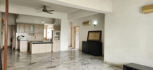 Sri Alam 1
