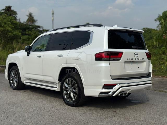 DEMO UNIT 2024 Toyota LANDCRUISER 3.5 ZX FULL SPEC - 4