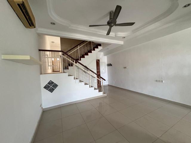 Three Storey Terrace at Bayan Lepas Sungai Ara 1