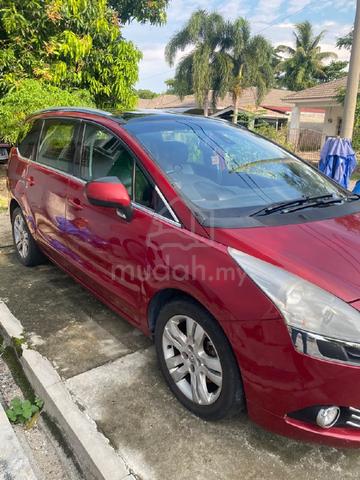 2011 Peugeot 5008 1.6 THP (A) - 4