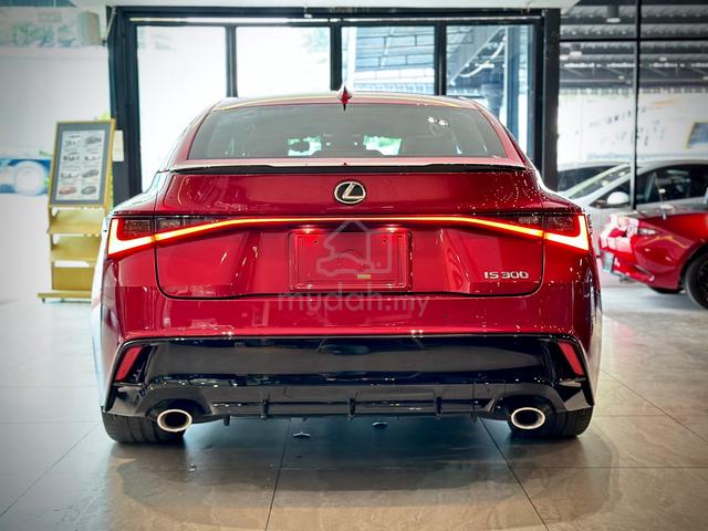 UNREG 2023 Lexus IS300 2.0 F-SPORT MODE BLACK 3 - 4