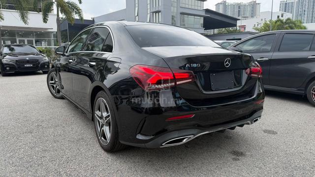 2021 Mercedes Benz A180 AMG Fully Loaded Sunroof - 2