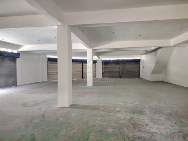CORNER Shop Office Pusat Hentian Kajang Jalan Reko Kajang 1