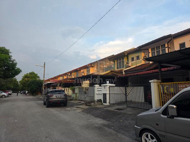 Desa Coalfields with Kitchen Cabinet and Air Conds. Minor Renovation 1