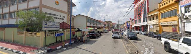 Rare unit for sale in a prime area of Bentong town, located near Pasar 1