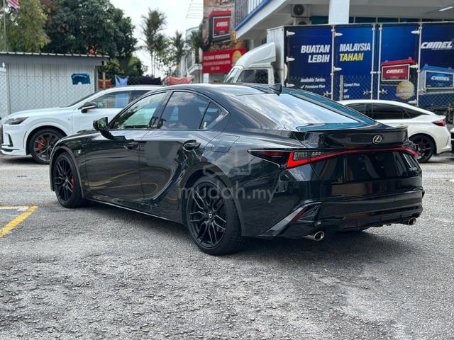 2023 Lexus IS300 F-SPORT MODE BLACK III _ OFF3R - 2