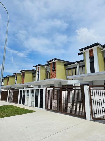 Good New Ready To Move 2 Storey Terrace Ecohill 2 Semenyih Selangor 1