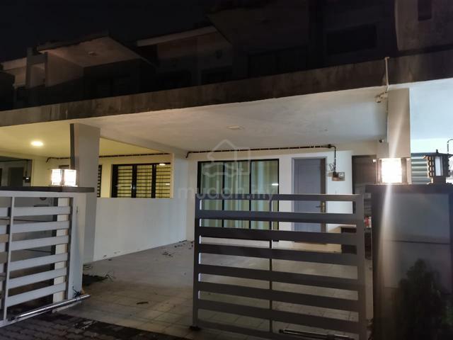 2sty Terrace house for renta at Pengkalan (Guarded and Partially Furn 1