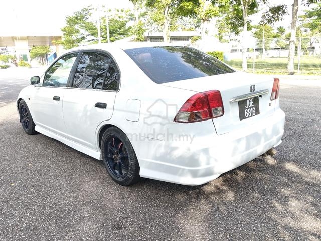 2002 Honda CIVIC 1.7 VTEC (A) - 4