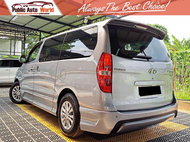 Hyundai GRAND STAREX 2.5 (A) ROYALE 12SEAT PERFECT - 2