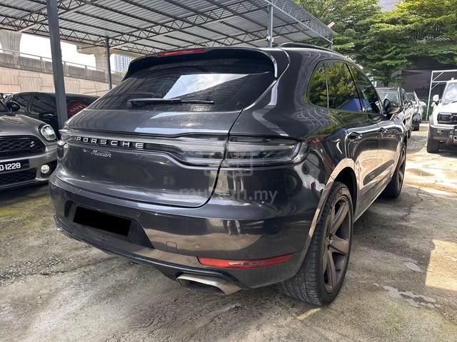 2017 Porsche MACAN 2.0 (A) - 2