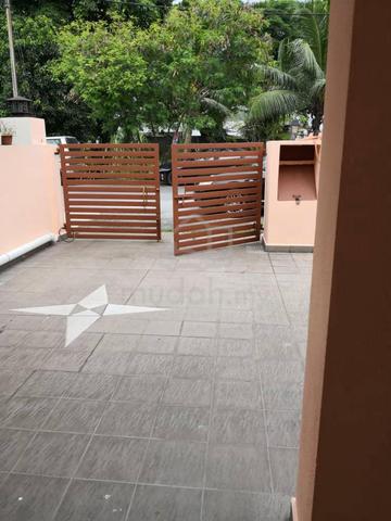 Double-Storey House for Sale – Your Perfect Family Home Awaits! 1