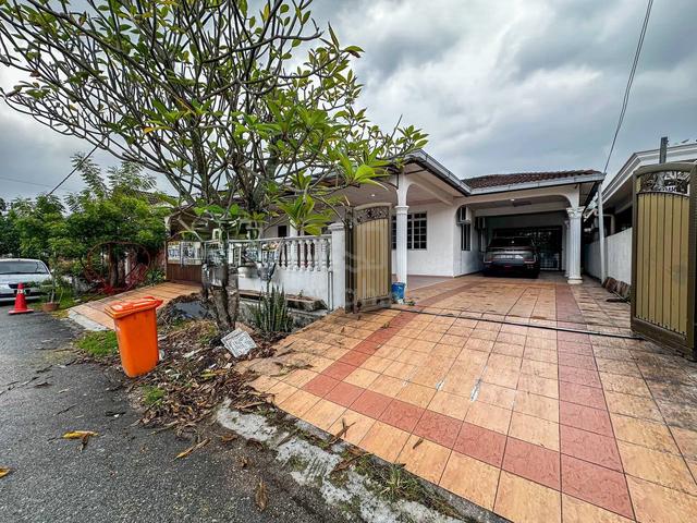 REFURBISHED Single Storey Semi D Taman Sungai Jelok Kajang 1