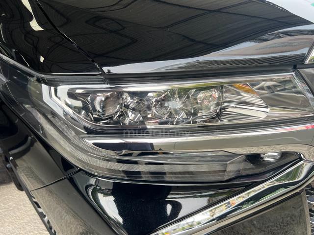 Year 2023 Alphard 2.5 SC MODELISTA SUNROOF 3LED FP - 4