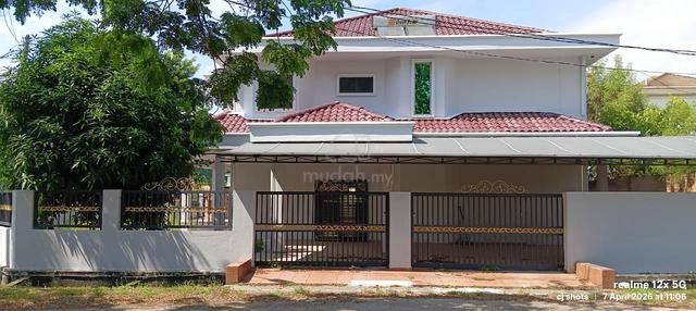 Corner Bungalow in Taman Gembira KLANG 1