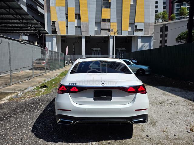 2024 Mercedes Benz E200 AMG Avantgarde Full Spec - 3