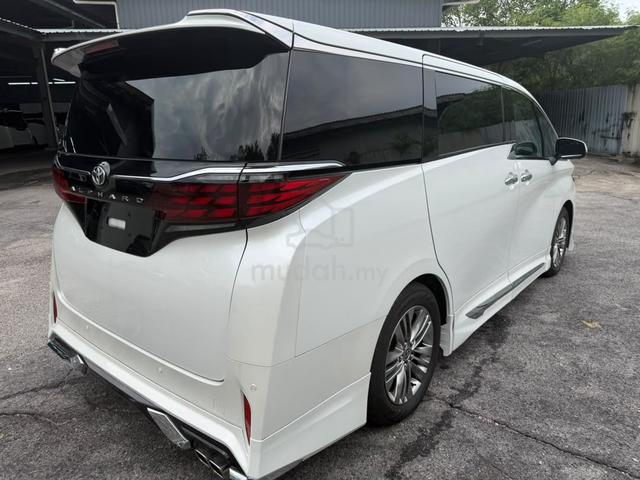 2024 Toyota Alphard Z spec bodykit 6000km - 2