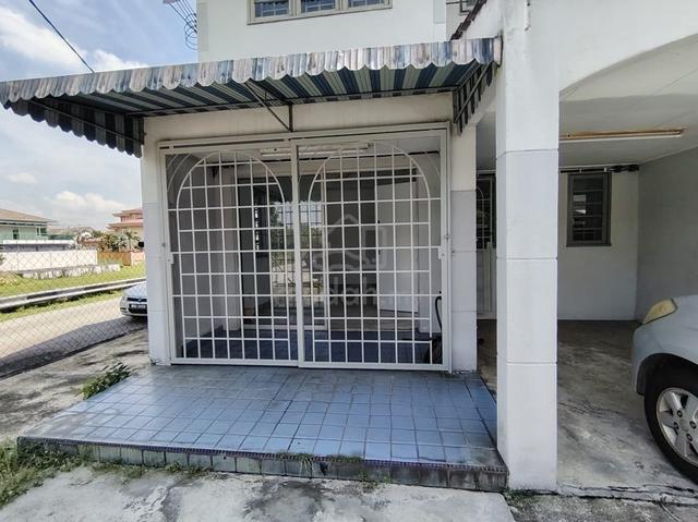 USJ 3 Corner Lot Double Storey Terrace House Gated Guaded For Sale 1