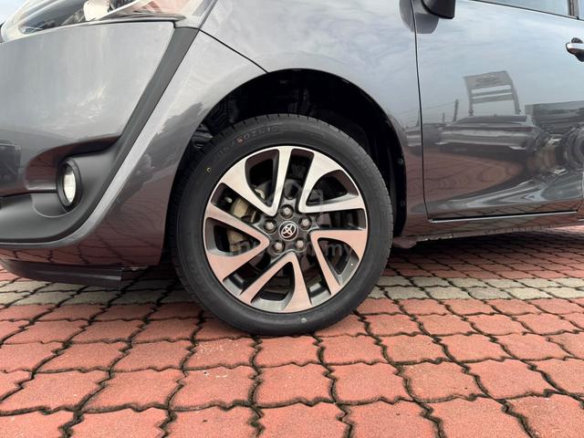 2017 Toyota SIENTA 1.5 V + FREE WARRANTY + SERVICE - 4