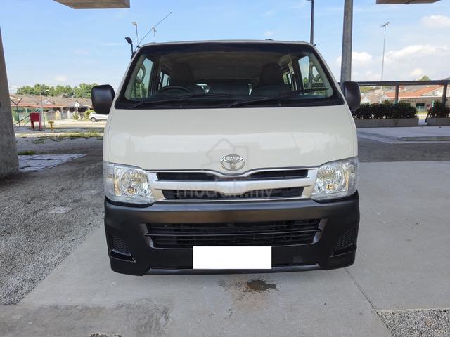 2013 Toyota Hiace 2.5 (M) Semi Panel Van - 2