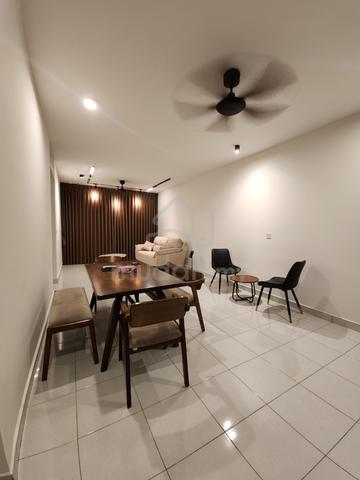 E Island Lake Haven 1