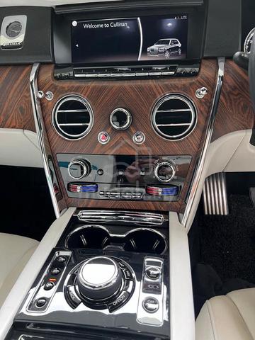 2021 Rolls Royce CULLINAN AWD 6.75 V12 (A) - 4