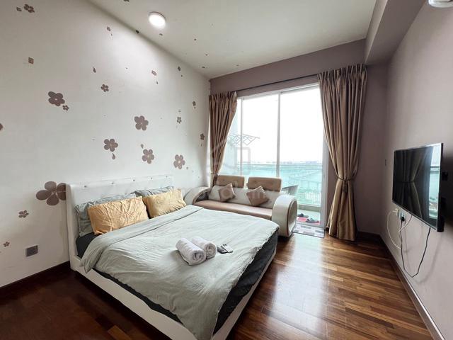 Paragon Suites @ CIQ 1
